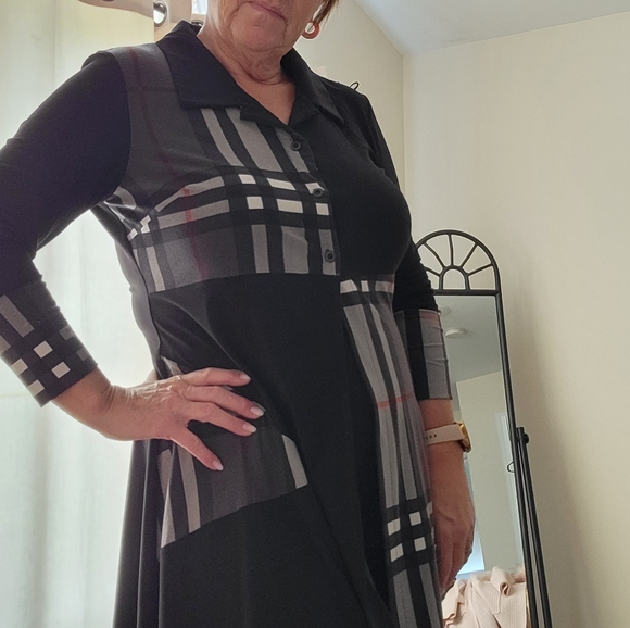 Tunic - Picture 2 of 2